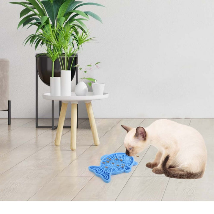 Tapis à lécher en forme de poisson pour chat